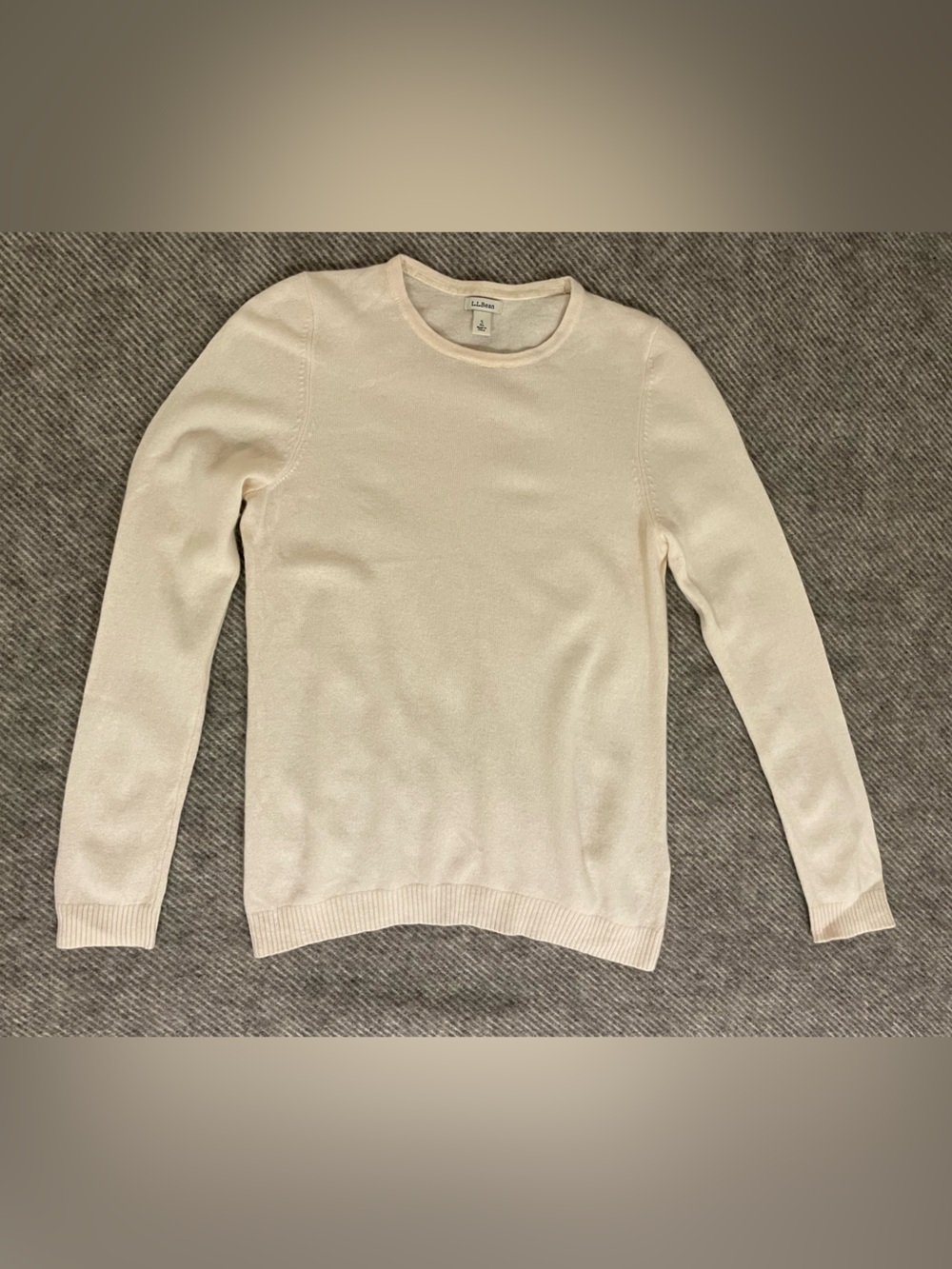 LL Bean Cream Cashmere Sweater Size Small